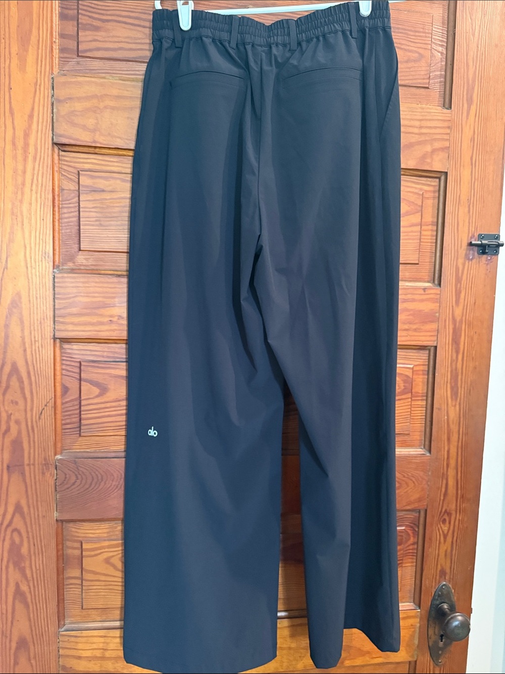 ALO Yoga Black
High Waist Pursuit Trouser Pant - Picture 2 of 5